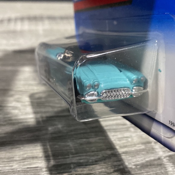 Hot Wheels | ‘58 Corvette - 1:64 Scale - Picture 7 of 10
